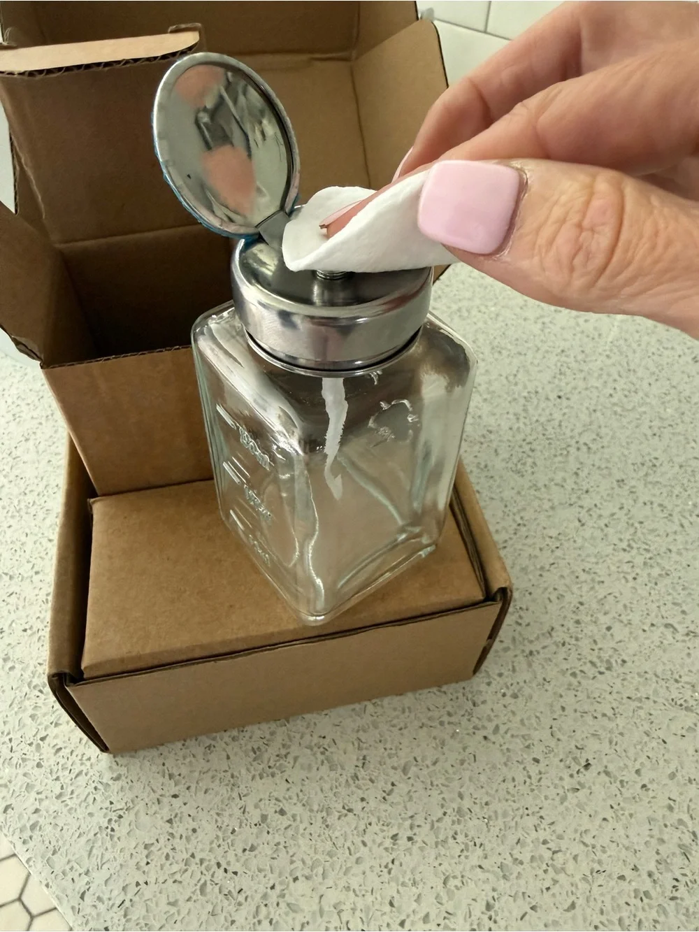 Clear Glass Pump Dispenser Bottle with Stainless Steel Pump and Cap -